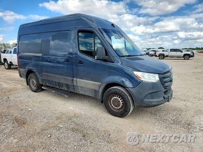 Czwarte zdjęcie samochodu z boku: 2019 MERCEDES-BENZ SPRINTER 2500/3500 DELIVERY VAN VIN:WD4PF0CD3KP096069 - miniatura
