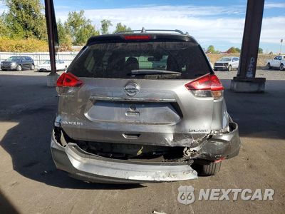 Zdjęcie 6 z 13 samochodu: 2018 NISSAN ROGUE SL VIN:5N1AT2MV7JC784802 - miniatura