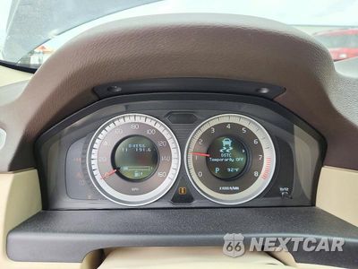 Zdjęcie 9 z 12 samochodu: 2013 VOLVO S80 3.2 VIN:YV1952AS9D1173112 - miniatura