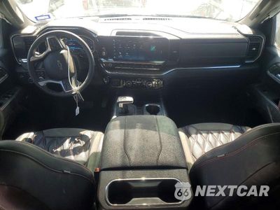 Zdjęcie 8 z 13 samochodu: 2023 CHEVROLET SILVERADO K1500 RST VIN:1GCUDEED3PZ299519 - miniatura