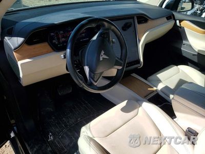 Zdjęcie 8 z 13 samochodu: 2018 TESLA MODEL X VIN:5YJXCDE27JF126978 - miniatura