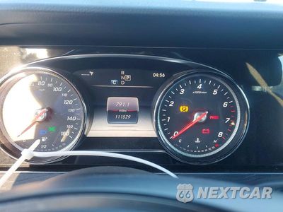 Zdjęcie 9 z 13 samochodu: 2017 MERCEDES-BENZ E 300 4MATIC VIN:WDDZF4KB8HA254854 - miniatura