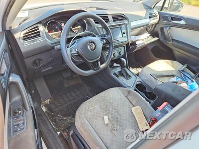 Zdjęcie 8 z 13 samochodu: 2018 VOLKSWAGEN TIGUAN S VIN:3VV1B7AX5JM119486 - miniatura