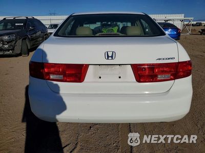 Zdjęcie 6 z 12 samochodu: 2005 HONDA ACCORD DX VIN:1HGCM56145A122202 - miniatura