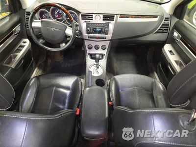 Zdjęcie 8 z 12 samochodu: 2010 CHRYSLER SEBRING LIMITED VIN:1C3CC5FB5AN162516 - miniatura