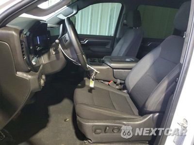 Zdjęcie 7 z 12 samochodu: 2025 CHEVROLET SILVERADO K3500 LT VIN:1GC4KTEY0SF333312 - miniatura