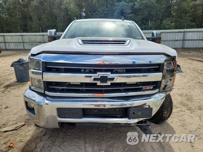 Piąte zdjęcie samochodu w środku: 2018 CHEVROLET SILVERADO K2500 HEAVY DUTY LTZ VIN:1GC1KWEY9JF178164 - miniatura