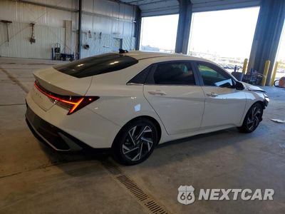 Trzecie zdjęcie samochodu z tyłu: 2025 HYUNDAI ELANTRA SEL VIN:KMHLS4DG9SU910792 - miniatura