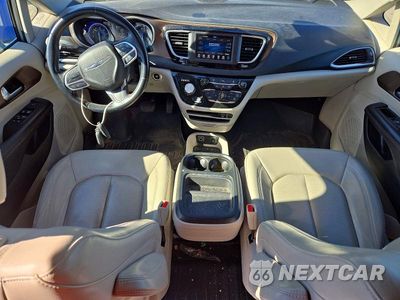 Zdjęcie 8 z 13 samochodu: 2018 CHRYSLER PACIFICA TOURING L VIN:2C4RC1BG8JR212330 - miniatura