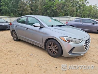 Czwarte zdjęcie samochodu z boku: 2017 HYUNDAI ELANTRA SE VIN:5NPD84LF3HH060936 - miniatura