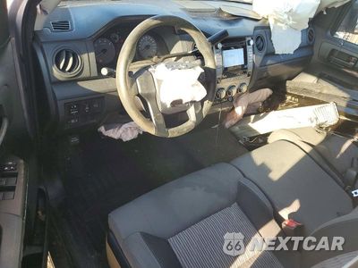 Zdjęcie 8 z 12 samochodu: 2014 TOYOTA TUNDRA SR VIN:5TFUM5F10EX057946 - miniatura