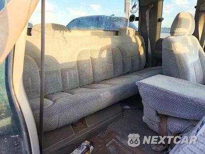 Zdjęcie 10 z 11 samochodu: 1996 CHEVROLET GMT-400 C1500 VIN:2GCEC19M5T1107076 - miniatura