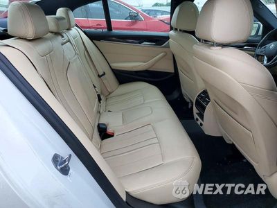 Zdjęcie 10 z 12 samochodu: 2019 BMW 530E VIN:WBAJA9C50KB389644 - miniatura