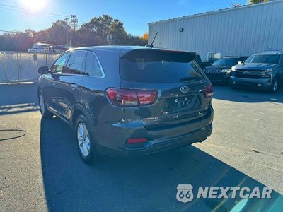 Drugie zdjęcie samochodu z przodu: 2019 KIA SORENTO LX VIN:5XYPGDA32KG447730 - miniatura