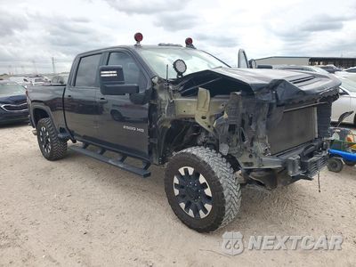 Czwarte zdjęcie samochodu z boku: 2020 CHEVROLET SILVERADO K2500 CUSTOM VIN:1GC4YME7XLF299909 - miniatura
