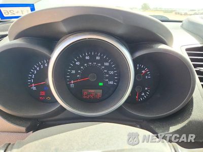 Zdjęcie 9 z 12 samochodu: 2012 KIA SOUL + VIN:KNDJT2A60C7434392 - miniatura