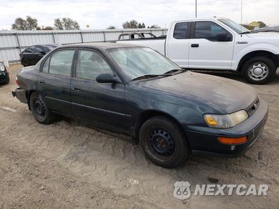 Czwarte zdjęcie samochodu z boku: 1996 TOYOTA COROLLA DX VIN:1NXBB02E8TZ405723 - miniatura