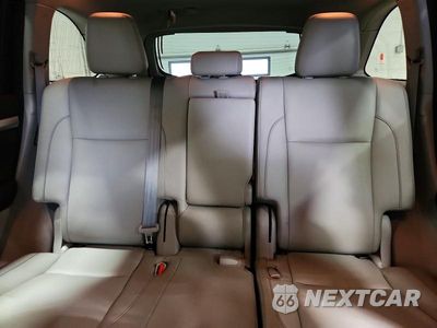 Zdjęcie 10 z 14 samochodu: 2018 TOYOTA HIGHLANDER XLE VIN:5TDJZRFH7JS853554 - miniatura