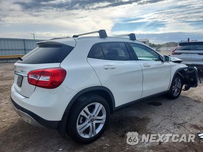 Trzecie zdjęcie samochodu z tyłu: 2018 MERCEDES-BENZ GLA 250 4MATIC VIN:WDCTG4GB6JJ416910 - miniatura