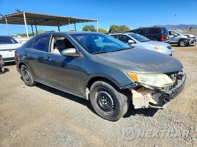 Czwarte zdjęcie samochodu z boku: 2013 TOYOTA CAMRY LE VIN:4T4BF1FK8DR318664 - miniatura