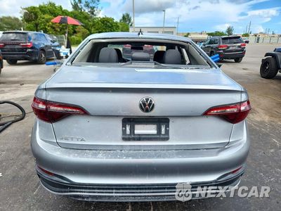 Zdjęcie 6 z 12 samochodu: 2022 VOLKSWAGEN JETTA S VIN:3VWCM7BU7NM005823 - miniatura
