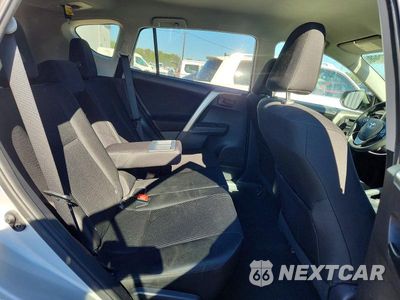 Zdjęcie 10 z 12 samochodu: 2014 TOYOTA RAV4 LE VIN:2T3BFREV8EW195588 - miniatura