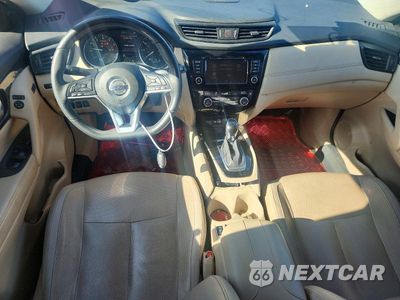 Zdjęcie 8 z 13 samochodu: 2018 NISSAN ROGUE SL VIN:5N1AT2MT9JC820746 - miniatura