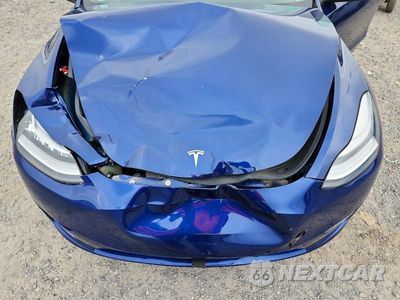 Zdjęcie 11 z 12 samochodu: 2021 TESLA MODEL Y VIN:5YJYGDEF3MF096829 - miniatura