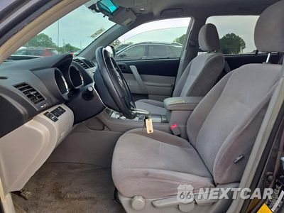 Zdjęcie 7 z 13 samochodu: 2008 TOYOTA HIGHLANDER BASE VIN:JTEES41AX82055694 - miniatura