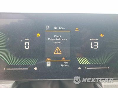 Zdjęcie 9 z 12 samochodu: 2026 KIA K5 LXS VIN:KNAG24J71T5459537 - miniatura