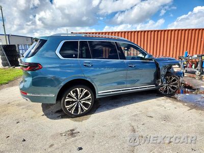 Trzecie zdjęcie samochodu z tyłu: 2025 BMW X7 XDRIVE40I VIN:5UX23EM0XS9Y59889 - miniatura
