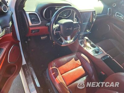 Zdjęcie 8 z 12 samochodu: 2018 JEEP GRAND CHEROKEE TRACKHAWK VIN:1C4RJFN97JC318213 - miniatura