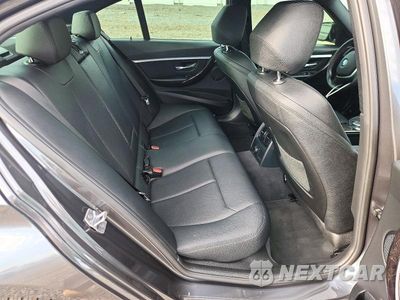 Zdjęcie 10 z 12 samochodu: 2017 BMW 330 I VIN:WBA8B9G36HNT89790 - miniatura