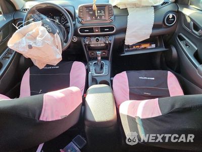 Zdjęcie 8 z 13 samochodu: 2018 HYUNDAI KONA SEL VIN:KM8K62AA7JU161588 - miniatura