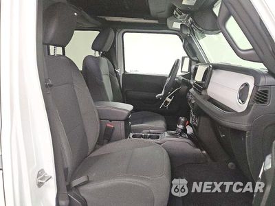 Zdjęcie 14 z 14 samochodu: 2026 JEEP WRANGLER SAHARA VIN:1C4PJXEG9TW245892 - miniatura
