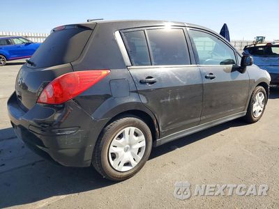 Trzecie zdjęcie samochodu z tyłu: 2012 NISSAN VERSA 1.8 S VIN:3N1BC1CP3CK808373 - miniatura