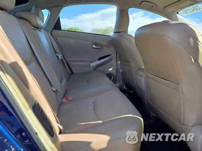Zdjęcie 10 z 12 samochodu: 2012 TOYOTA PRIUS FIVE VIN:JTDKN3DU7C1538797 - miniatura