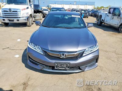 Piąte zdjęcie samochodu w środku: 2017 HONDA ACCORD EXL VIN:1HGCT1B8XHA005999 - miniatura