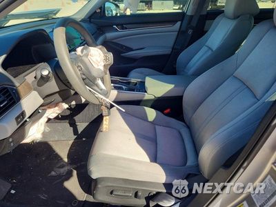 Zdjęcie 7 z 12 samochodu: 2019 HONDA ACCORD EX VIN:1HGCV1F43KA105967 - miniatura