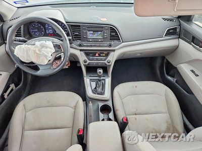 Zdjęcie 8 z 13 samochodu: 2017 HYUNDAI ELANTRA SE VIN:5NPD74LF7HH193783 - miniatura