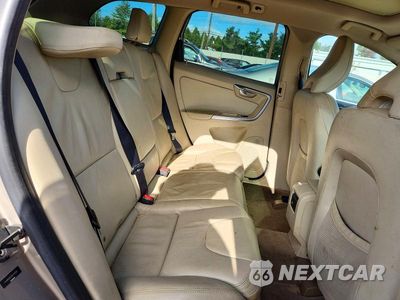 Zdjęcie 11 z 13 samochodu: 2011 VOLVO XC60 T6 VIN:YV4902DZ1B2140722 - miniatura