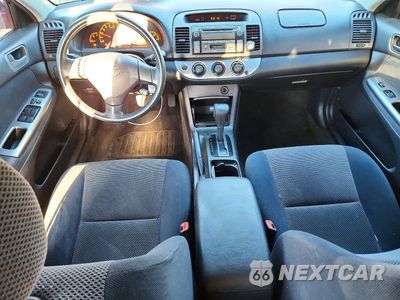 Zdjęcie 8 z 12 samochodu: 2005 TOYOTA CAMRY SE VIN:4T1BE32K05U397571 - miniatura