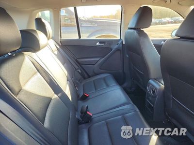 Zdjęcie 11 z 13 samochodu: 2016 VOLKSWAGEN TIGUAN S VIN:WVGBV7AX7GW541502 - miniatura