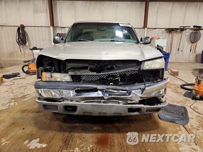 Piąte zdjęcie samochodu w środku: 2003 CHEVROLET SILVERADO K1500 VIN:1GCEK19T23E258417 - miniatura