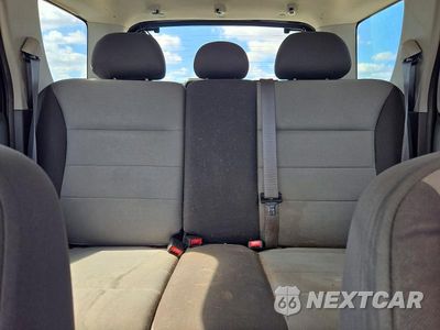 Zdjęcie 10 z 14 samochodu: 2007 FORD ESCAPE XLS VIN:1FMYU02Z67KB36193 - miniatura