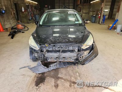 Piąte zdjęcie samochodu w środku: 2015 FORD FOCUS SE VIN:1FADP3F21FL200891 - miniatura