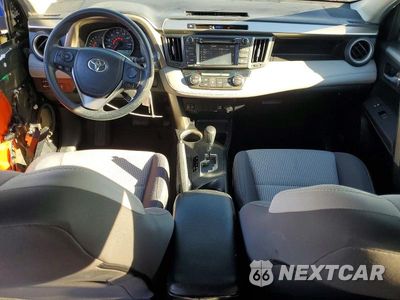 Zdjęcie 8 z 14 samochodu: 2015 TOYOTA RAV4 XLE VIN:2T3WFREVXFW158660 - miniatura