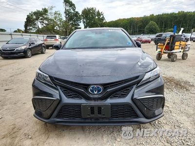Piąte zdjęcie samochodu w środku: 2024 TOYOTA CAMRY HYBRID SE VIN:4T1G31AKXRU629245 - miniatura