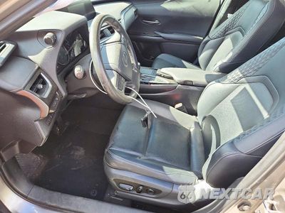 Zdjęcie 7 z 12 samochodu: 2021 LEXUS UX 250H VIN:JTHP9JBH0M2041458 - miniatura