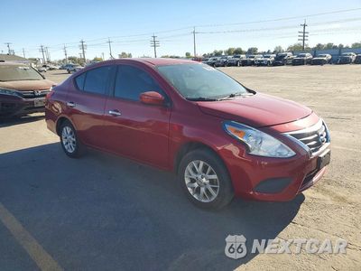 Czwarte zdjęcie samochodu z boku: 2015 NISSAN VERSA 1.6 SV VIN:3N1CN7AP1FL829886 - miniatura